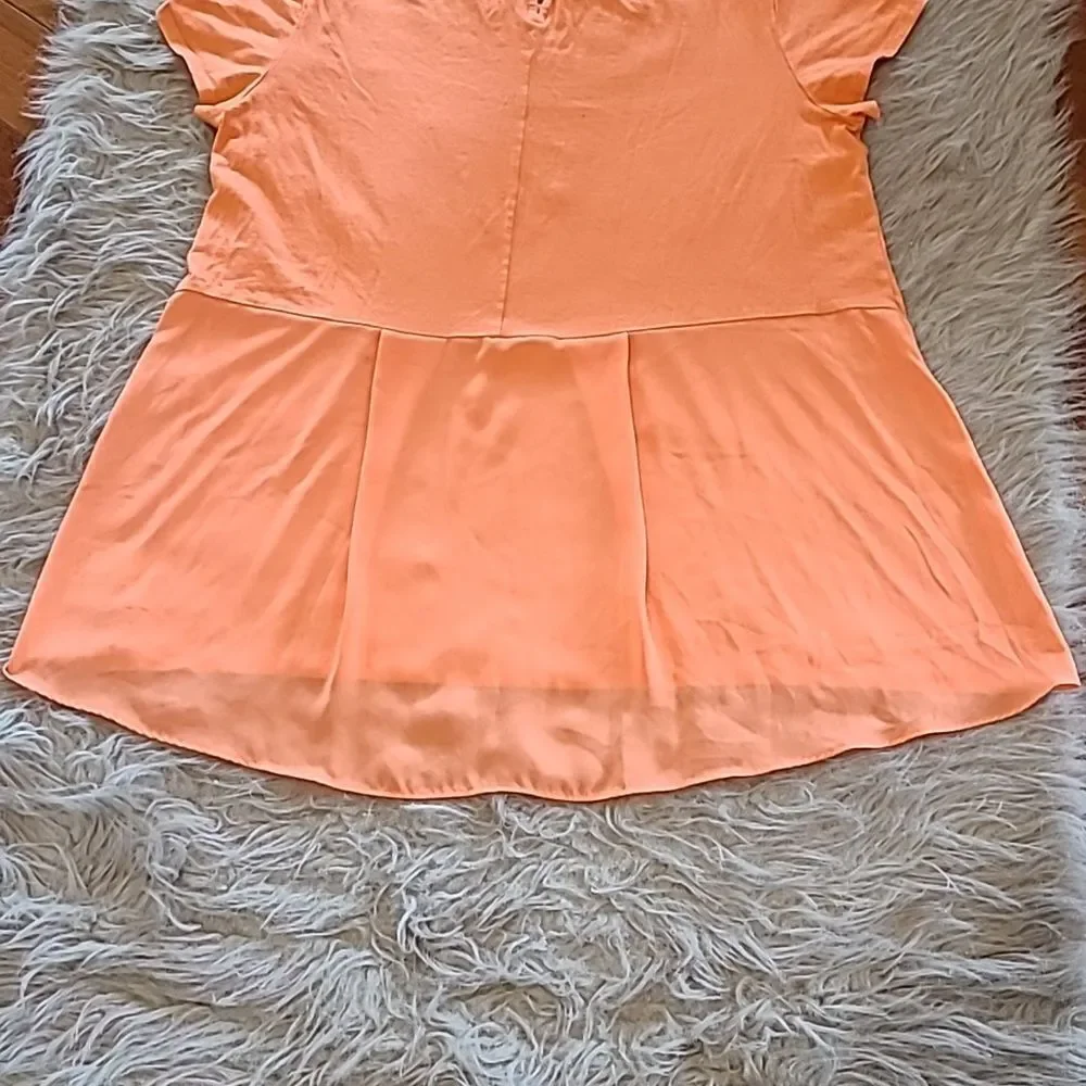 Lands end bright orange soft cotton stretch tshirt with flowy back size large - Picture 7 of 8